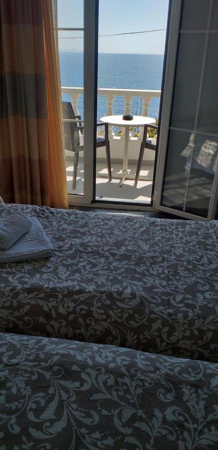 Aparthotel Marisini Sea View Batsi Exteriér fotografie
