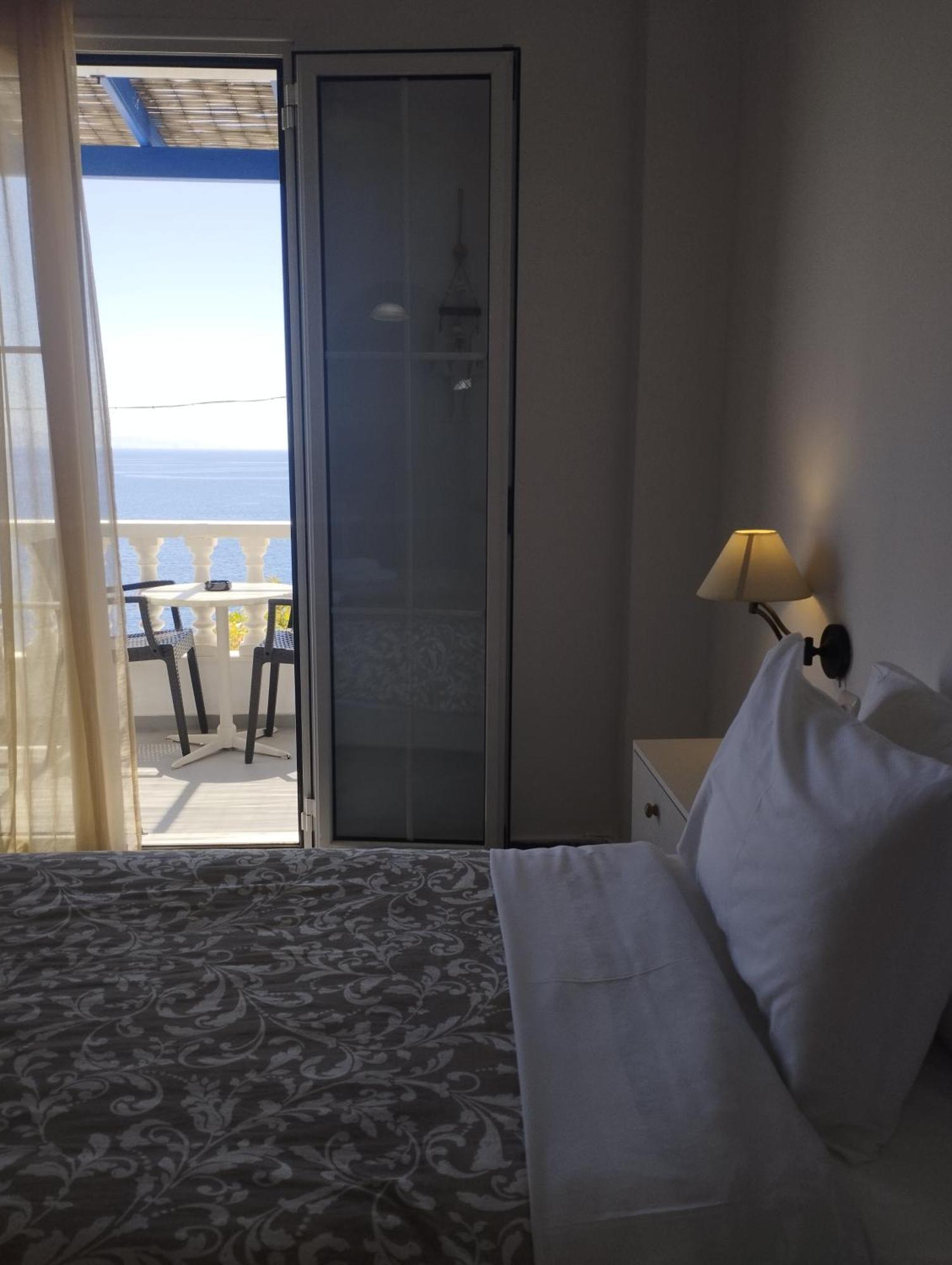 Aparthotel Marisini Sea View Batsi Exteriér fotografie