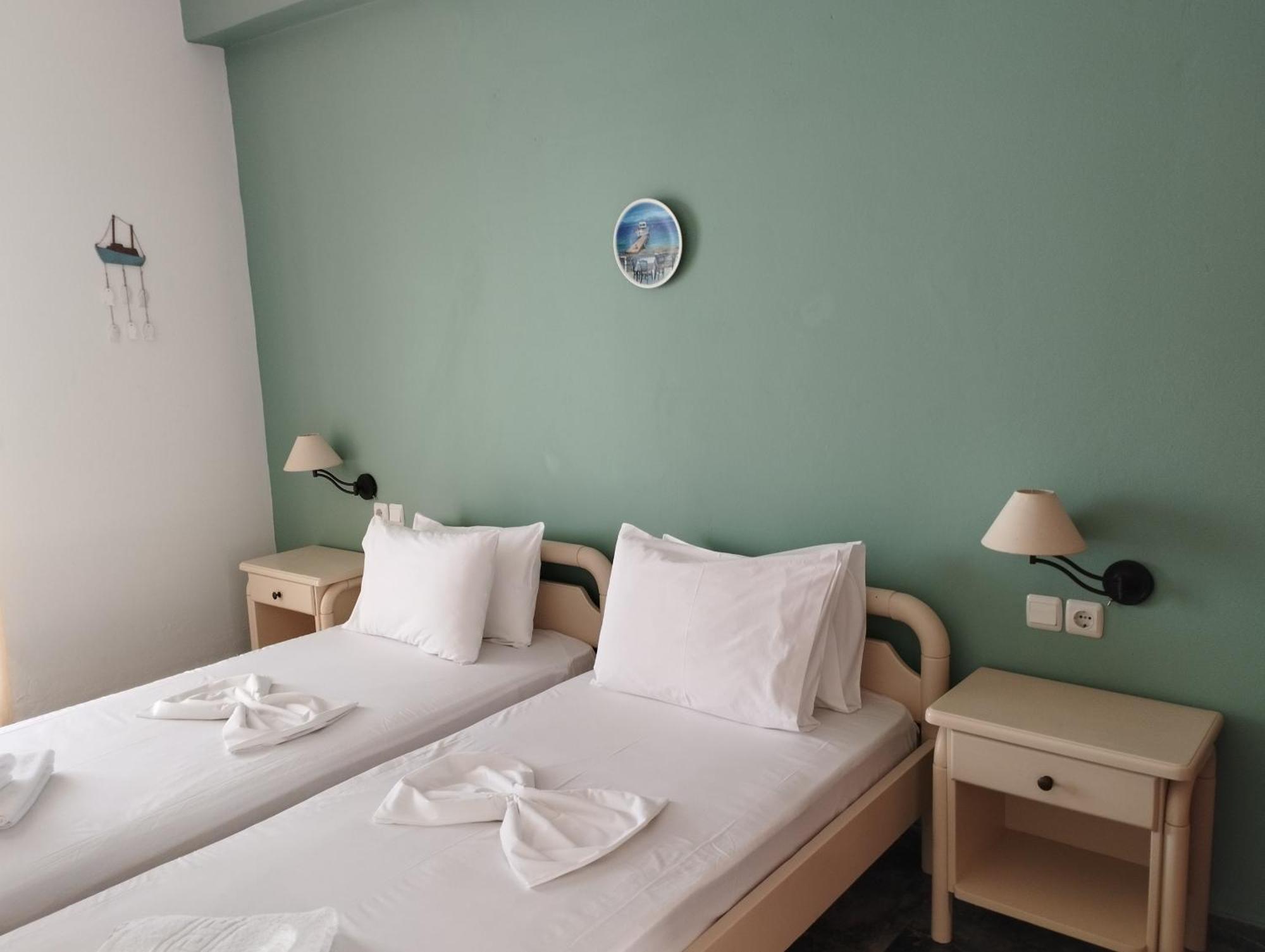 Aparthotel Marisini Sea View Batsi Exteriér fotografie